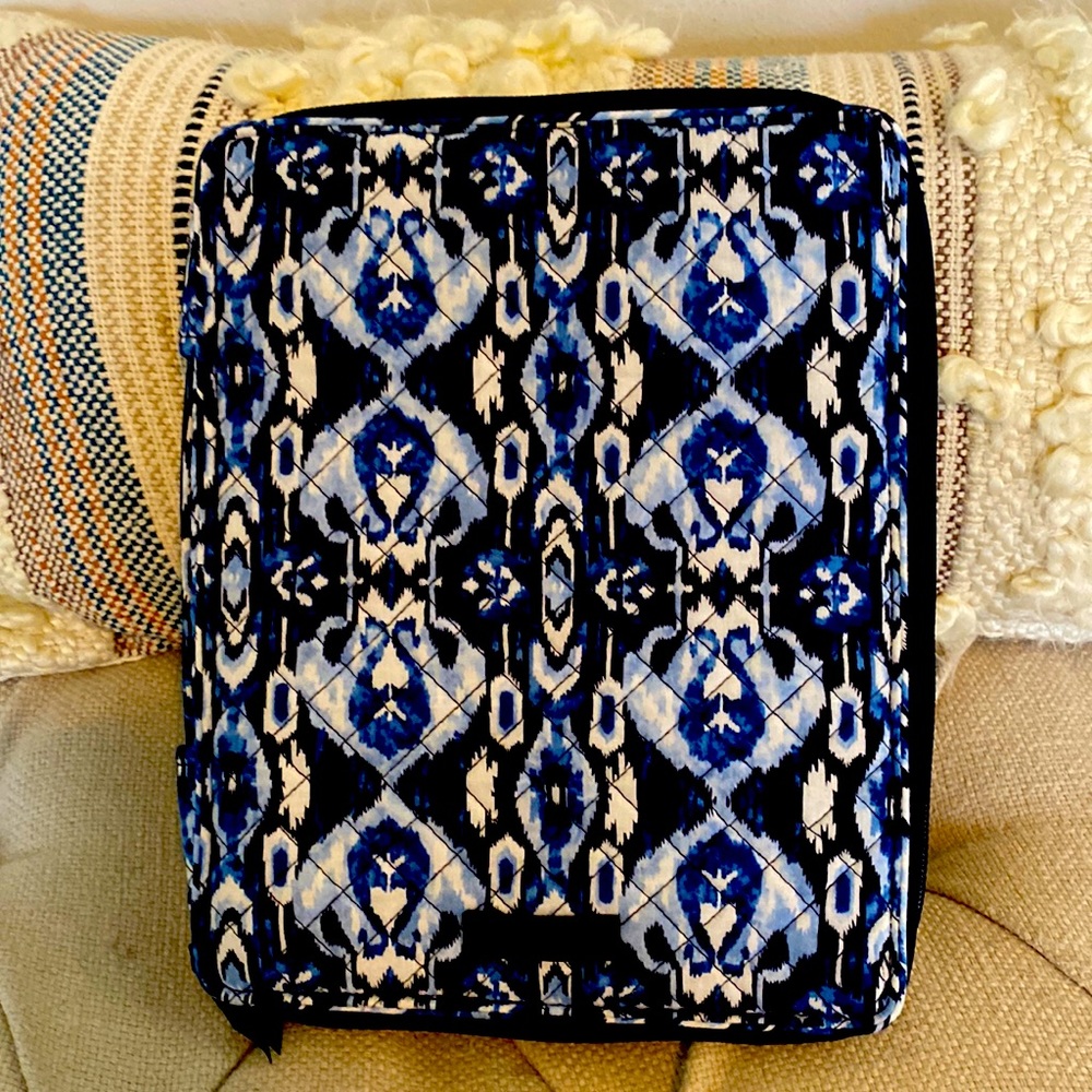 Vera Bradley Tablet Tamer